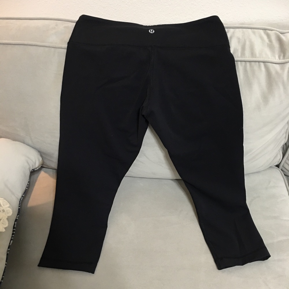 Lululemon cropped leggings